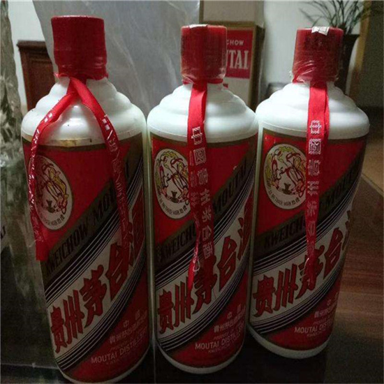 眉山聊城临清回收成箱茅台酒多少钱哪里回收(附近上门回收茅台酒）?